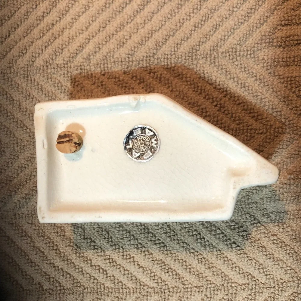 Vintage Parkcraft NEVADA State Shaped Salt or Pepper Shaker